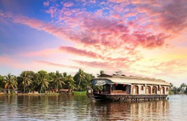 Kerala-Back-Waters-1