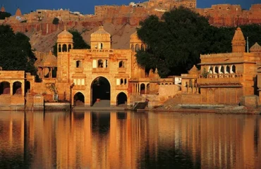 rajasthan-jaipur-ajmer-pushkar-udaipur-fort-tour-package-500x500